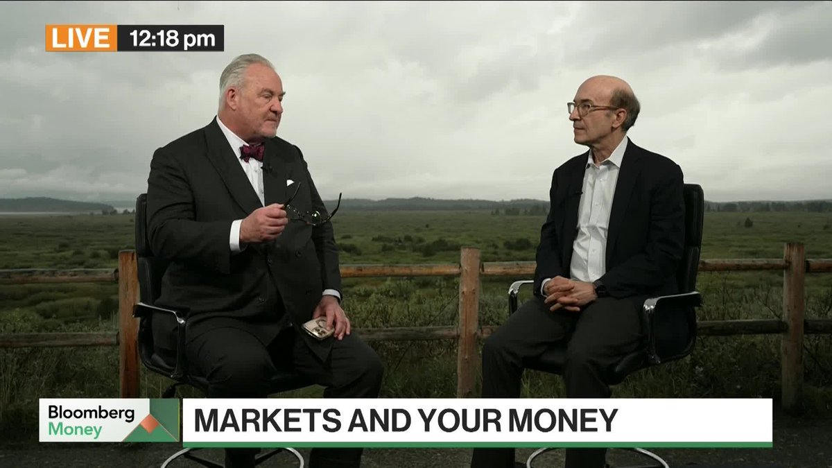 "Honestly, I think it's going to be very difficult to do until we have a crisis that convinces voters something has to happen." That's Kenneth Rogoff talking to Tom Keene on Bloomberg Money about the US deficit problem