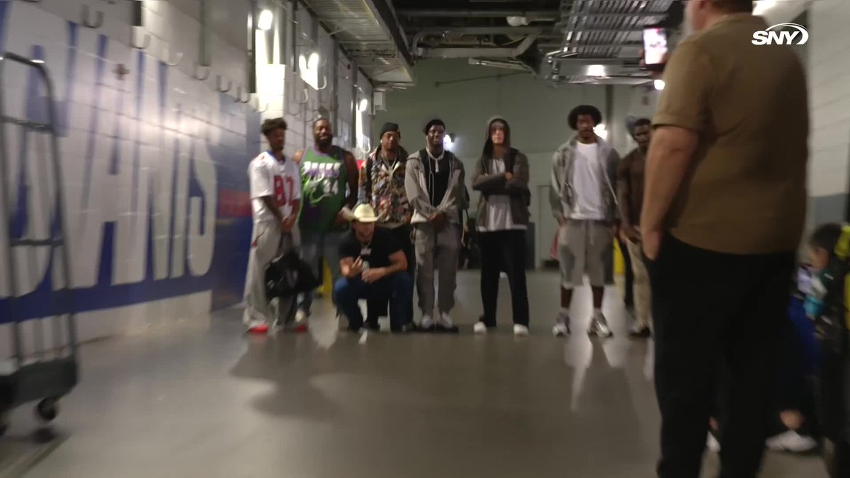 Cam Skattebo, Jaxson Dart, and more arrive at MetLife 🤠