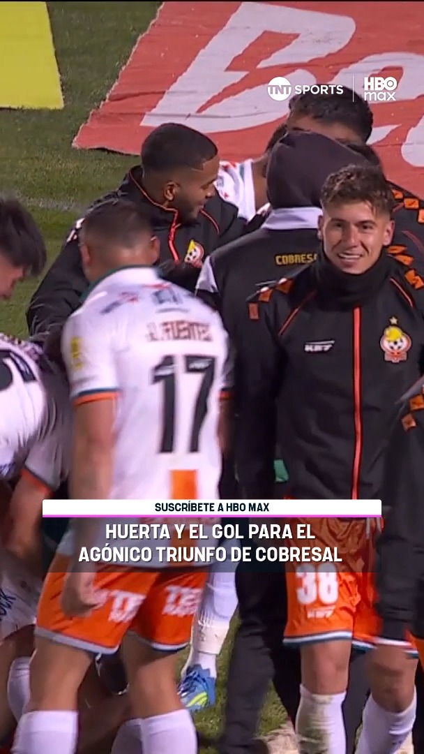 ⚽⛏️😮💨 ¡LO CELEBRARON TODOS EN EL SALVADOR! Cuando Palestino buscaba el empate en este #MatchdayViernes, una contra letal de Cobresal encontró a Steffan Pino y el artillero filtró este tremendo pase para que Renato Huerta sentencie de gran manera la victoria para los Mineros. ¡Disfruta la #LigaDePrimeraMercadoLibre 2026! Suscríbete a #TNTSportsenHBOMax 📲