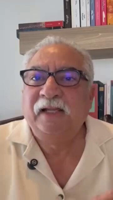 الشعب هو اللى طلع شعب بطران مش مقدر الإنجازات و الإصلاحات اللى نزله على نافوخه 😒 إحنا اللى مننا لله وحسبنا الله ونعم الوكيل فينا لأن إحنا اللى عملنا في نفسنا كده💔😢 رغم اختلافى الكبير مع بعض آراء استاذ إبراهيم عيسى بس لا أنكر أنه هو الصوت الوحيد اللى لسه بيقول الحق بدون أسلوب اللف والدوران وتجميل ماهو قبيح زى ما بيحصل من الإعلاميين والصحفيين الأن...