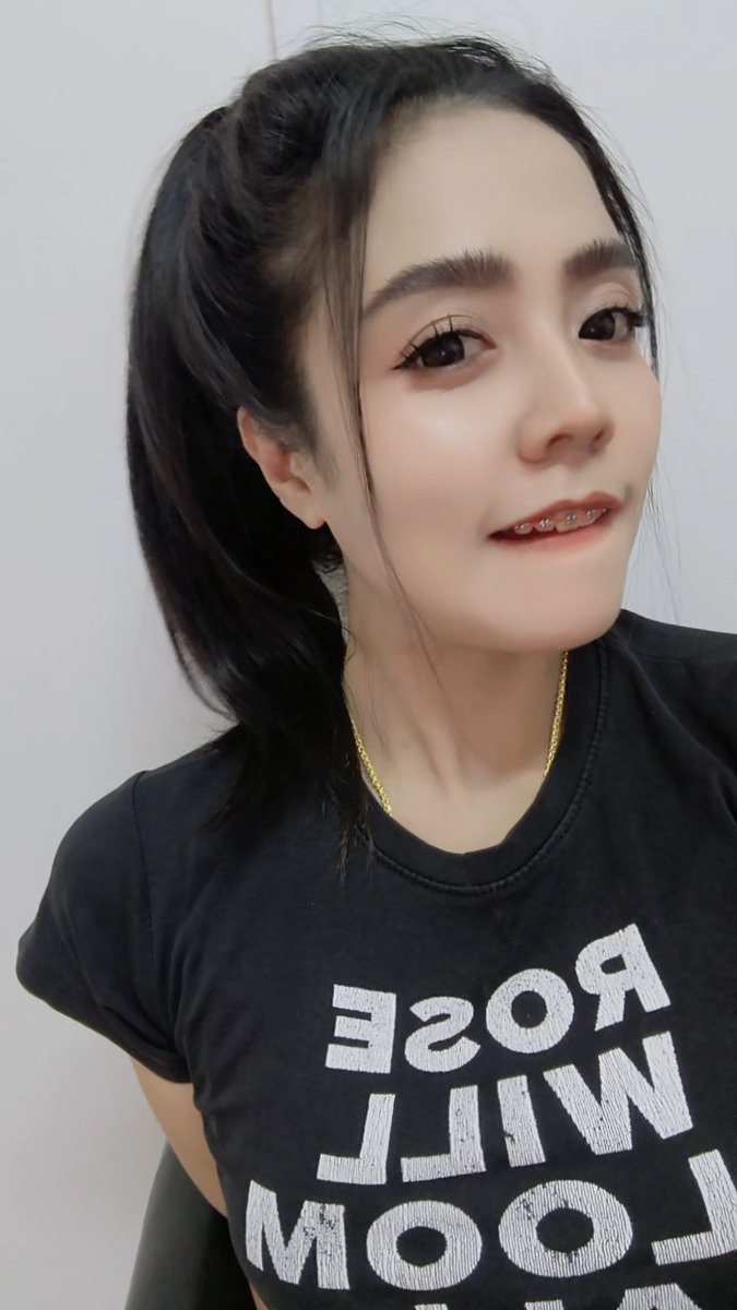 แต่ยังหาไม่เจอนะว่าคนไหน..โสดๆวนไป