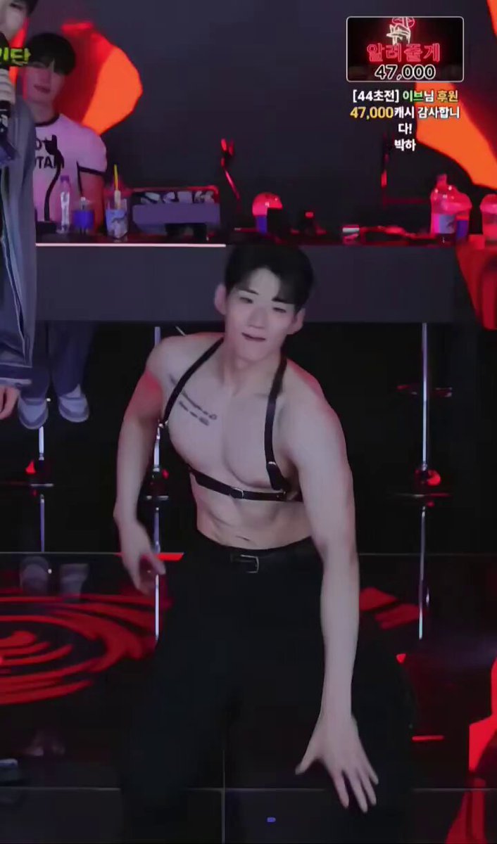 คุ้นๆนะ เหมือนเคยเห็นที่อื่น🤣 เกินค่าเฉลี่ยของบ้านเขาเยอะเลย #엑셀방송 #라인업컴퍼니 #혁근