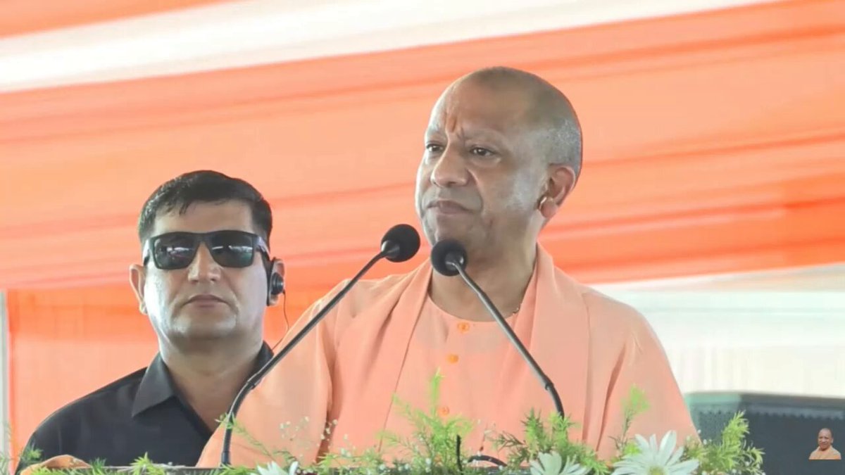 मानव-वन्यजीव संघर्ष में अगर किसी व्यक्ति की दुर्भाग्यपूर्ण मौत हो जाती है तो उसके परिवार को ₹4 लाख सहायता दी जाती है...