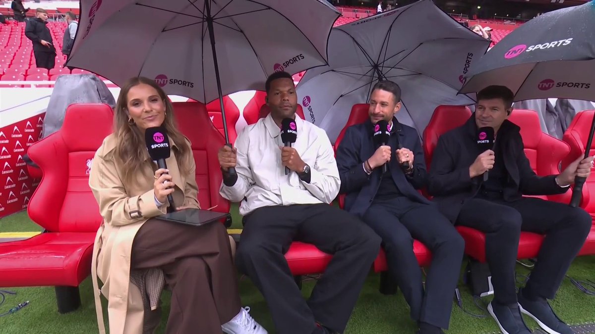 “I started to hear about that before the market even opened.” 🤯 David Ornstein reveals when he first heard about Ezri Konsa’s move to Arsenal. 🎙️ Olivia Buzaglo | 📺 Watch live on TNT Sports & HBO Max