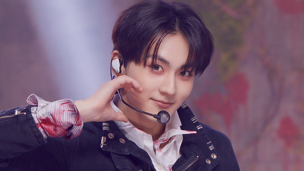 #MCOUNTDOWN EP.943 เชโโดโก ๐๐ฃ๐๐๐ฃ๐ ๐๐๐๐ง๐ฎ ๐พ๐ค๐ก๐ก๐๐๐ฉ๐๐ค๐ฃ๐งโจ #ENHYPEN #์ํ์ดํ - Bloody Paradise #์ ์นด์ดํธ๋ค์ด #์๋ฉ์์ ์ปฌ๋ ์
