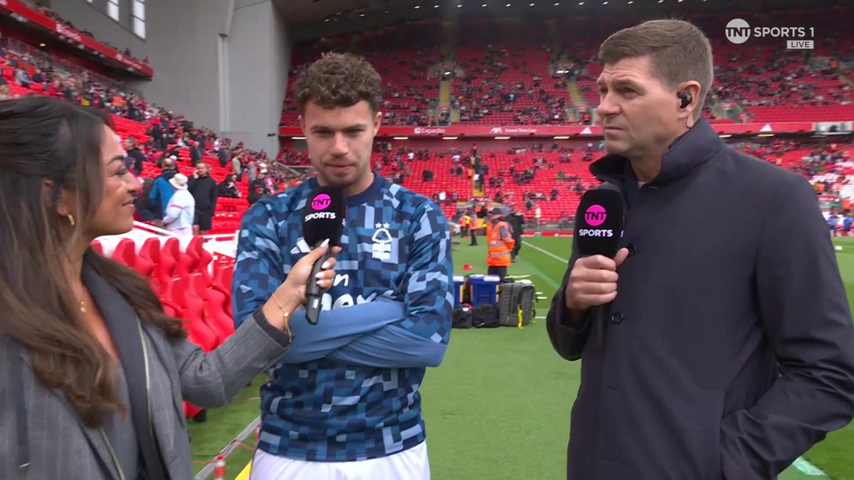 “I apologise to the Forest fans, but Liverpool should’ve kept him.” 👀 Steven Gerrard believes the Reds should never have let Neco Williams leave Anfield. 🎙️ Jules Breach | 📺 Watch live on TNT Sports & HBO Max
