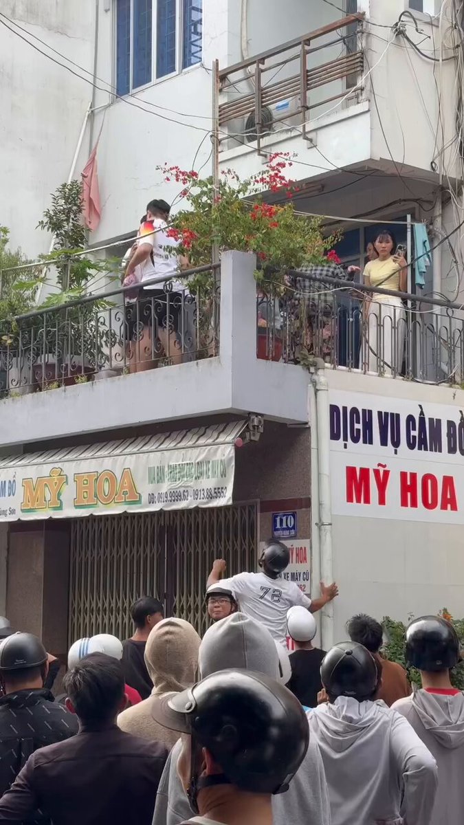 Thể loại này cô hồn sống Tháng 7 đúng nghĩa chứ giật cô hồn gì nữa, vô học vcl