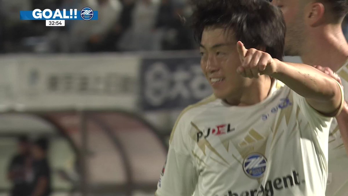 ／ 相馬が仕留める🦖 ＼ #相馬勇紀 選手が右足を振り抜き、豪快に突き刺す！ #FC町田ゼルビア #zelvia