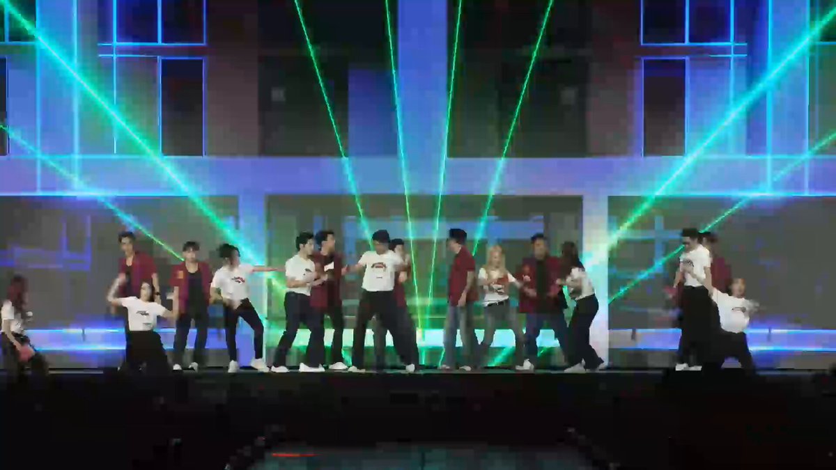 พี่แจนบางทีก็เพี้ยนจริงเนอะ ชอบอ่าา 5515555 SOTUS 10TH × JANHAE D1 #SOTUS10thYearConcertD1 #JANHAE #JANIVERSE