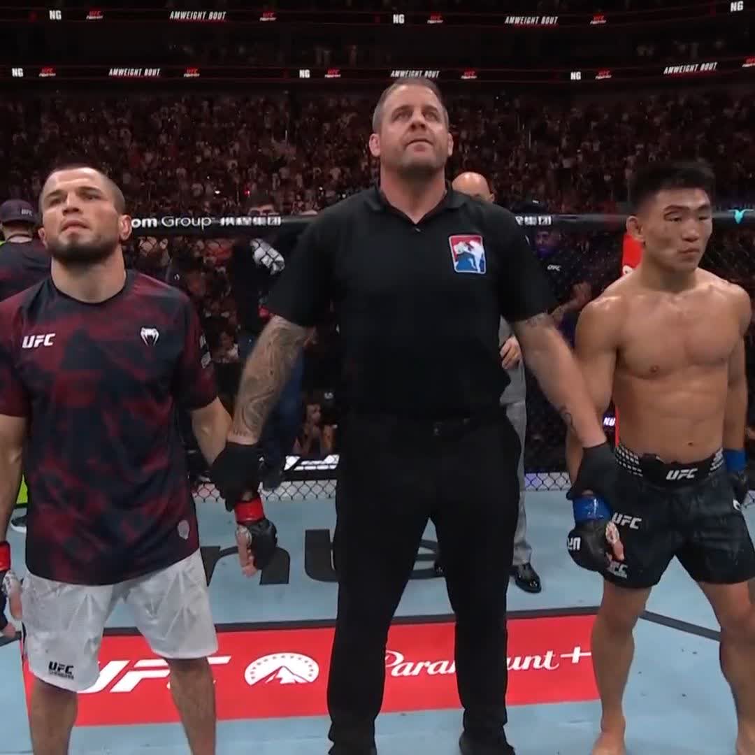 🚨 Song Yadong se queda con la victoria en casa por la vía del nocaut 🚨 #UFCShanghai | Ver en vivo por Paramount+ Deportes
