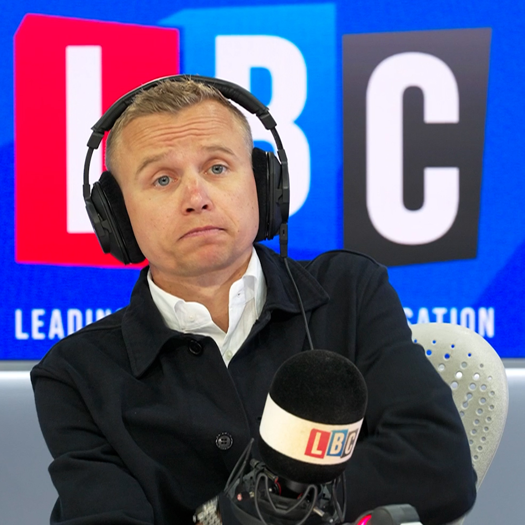 'Nobody would help us.' Caller Wendy explains her emotional reasoning for wanting the NHS scrapped.