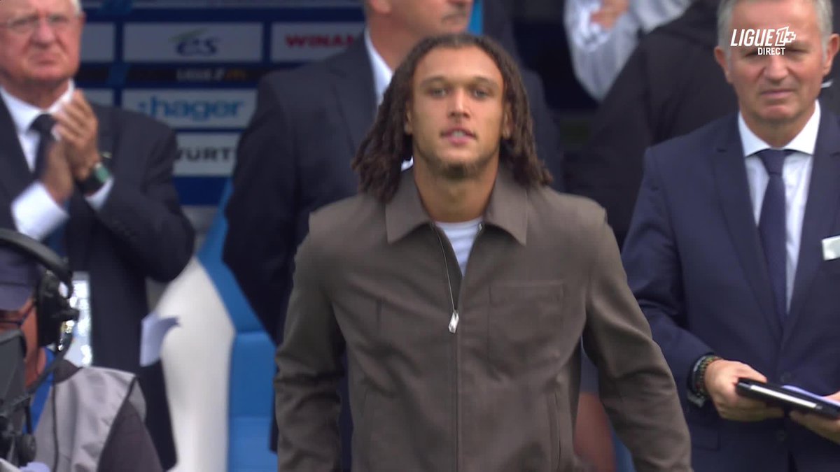 Les adieux de Diego Moreira au Stade de la Meinau 👋🏼 #RCSARCL