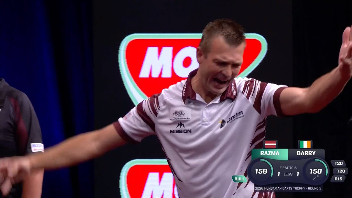 RAZMA WIZADRY! 🧙 Madars Razma takes out 158 ON THE BULL in a route only the Latvian would take! 🇱🇻 📺 #ET11
