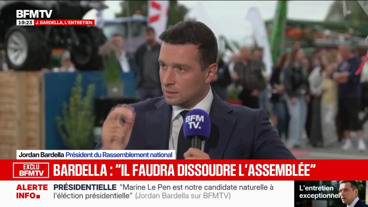 Nous ferons un référendum sur l'immigration, qui permettra au peuple français de reprendre le contrôle. Il contiendra notamment la suppression du droit du sol, l'expulsion systématique des délinquants et criminels étrangers et la priorité nationale aux aides sociales. BFM