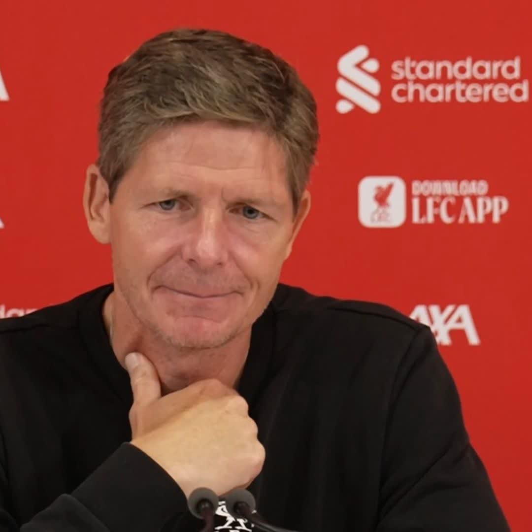 "Wednesday evening, I will have a pint of beer and celebrate the transfer window closing" 🍻 Oliver Glasner can't wait for the end of the transfer window 🌳