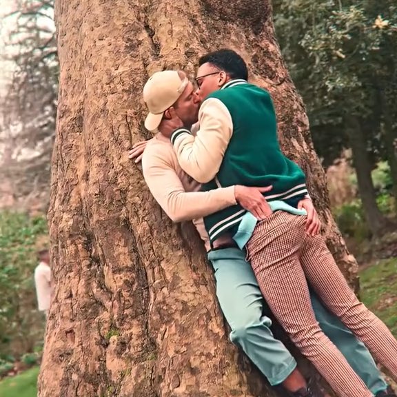 Navigating long-distance relationship drama at Cavendish College is never easy for Otis and Maeve.