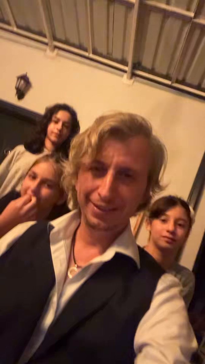 Size Kur'an'ı anlayamazsınız diyenlere çocuklardan mesaj var! Gölge karanlık savaşın en alçak kısmını din adı altında devreye soktu! Kur'an bize yeter!