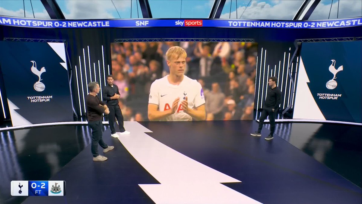 "With a top coach, new signings, I think they'll come on strong" 💪 Jamie Redknapp and Ryan Mason still believe in Spurs over the course of the season ⚪️