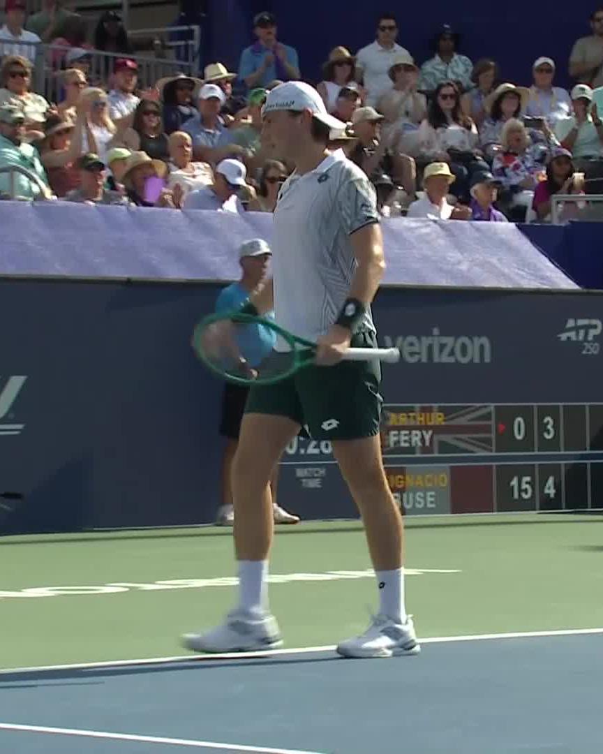 A rocket from Ignacio Buse 💥 The Peruvian takes the opening set over Fery, 6-3 in the Winston-Salem Open final!