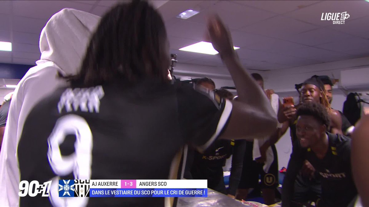 🥳 Angers SCO laisse éclater sa joie dans les vestiaires !