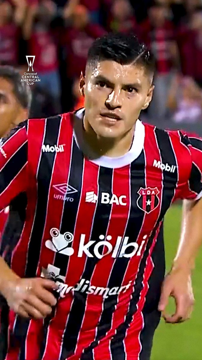Ronaldo Cisneros: Actual goleador de la Copa Centroamericana ⚽️🔥