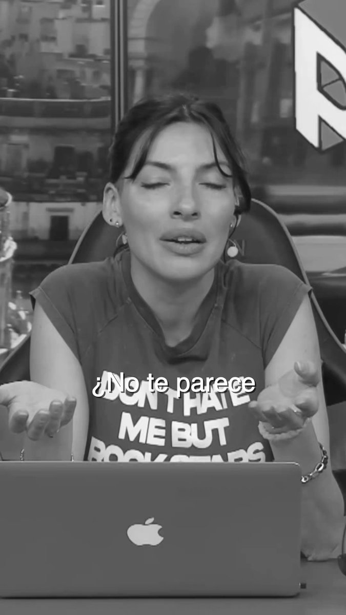 “No te parece un poco ilógico que una persona que TE SALVA LA VIDA tenga que ir a laburar de MESERO? Flaco te está salvando la vida, tiene que ganar lo que corresponde” Absolutamente todo el país puteando al pelotudazo de Fantino, que momento para estar vivo
