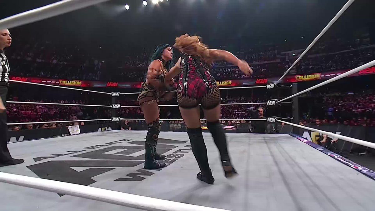 .Big D Moné with a brutal version of the Statement Maker to get Isla Dawn to tap out! Watch #AEWCollision on TNT & HBO Max