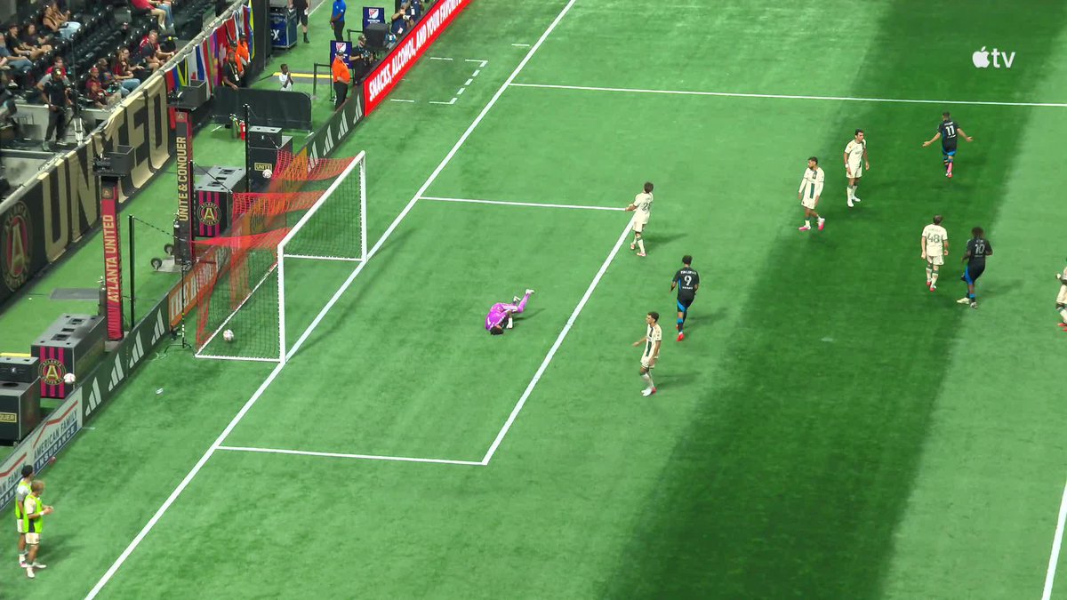 Allan Saint-Maximin brings it up and Liel Abada buries it into the back of the net! Charlotte FC double their lead!