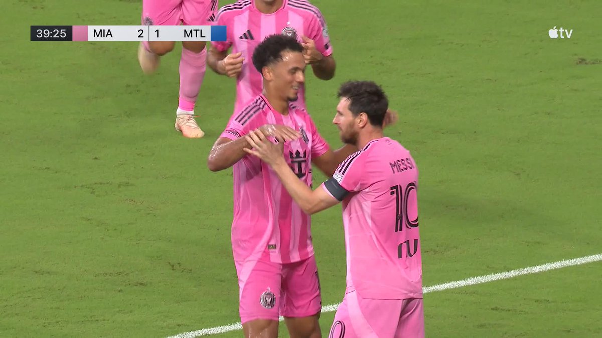 🌍📊 El TOP 5 de máximos goleadores de tiro libre 🇧🇷 Marcelinho Carioca 78 🇧🇷 Roberto Dinamite 74 🇧🇷 Jair Rosa Pinto 74 🇦🇷 Lionel Messi 73 🇧🇷 Juninho Pernambucano 72