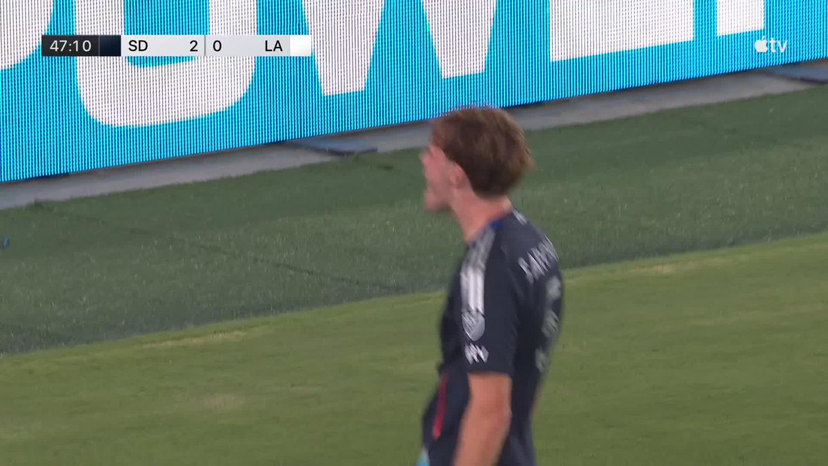 Kieran Sargeant reporting for his first MLS goal 🫡 San Diego FC leads 2-0 to start the second half! 📺 Apple TV: