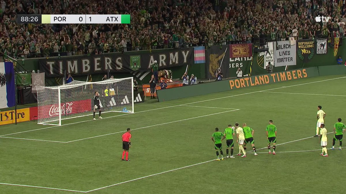 Antony finds the Portland Timbers equalizer from the spot!