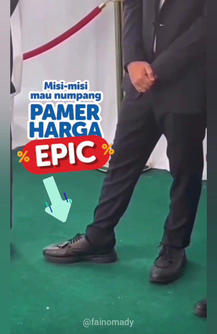 "Ini sepatuku, mana sepatumu??" 😎