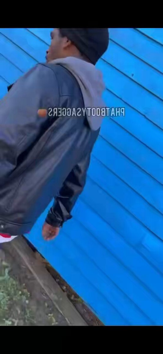 Hobo cop👮🏿‍♂️ rare👀exclusives All new phatbooty saggers group🔐📽️ Don’t stop on the timeline, get the real deal on Tg💀🔞🏳️‍🌈 Subscribe now!!