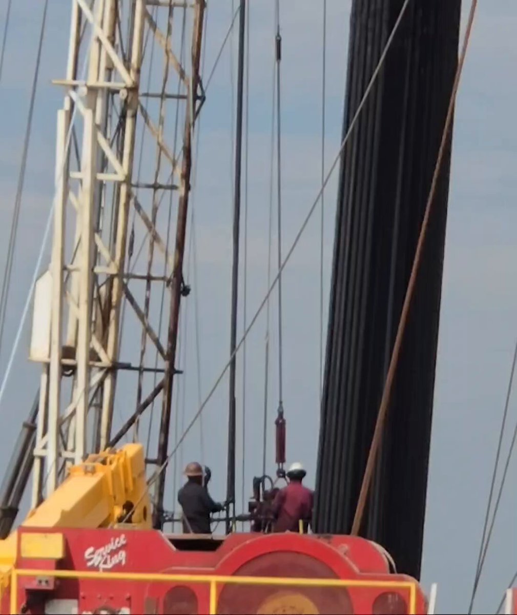 Good morning America One of 40 new oil wells in the next three years From 12 to over 100 men on this crew in just ten months With Trump's Venezuelan oil deal, America will become a world power beyond imagination God bless our Christian nation ✝️ Drill baby drill