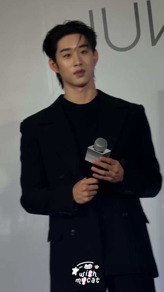 GLOW YOUR MOMENT WITH EST #JSMxEST #WilliamEst 💭: was there ever a moment when you felt really proud of yourself? 🦈: the moment i’m most proud of recently would probably be bcs we’re going to have a concert at impact, which everyone found out about together not too long ago. but actually, i had known about it a little earlier. p’tha called in the middle of the night saying that they had gotten the slot back and there was a plan to move the williamest con to impact. at that time, i just felt like “THIS IS HUGE!!” it was really huge and i felt proud, happy and pressured all at the same time.