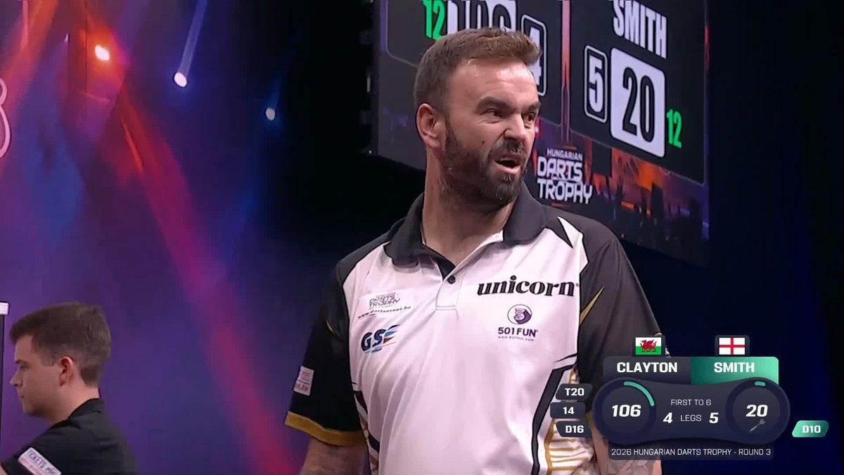SMUDGER DOWNS THE FERRET! Ross Smith sees off Jonny Clayton 6-4 thanks to a clinical display to secure his quarter-final spot in Budapest! 📺 #ET11
