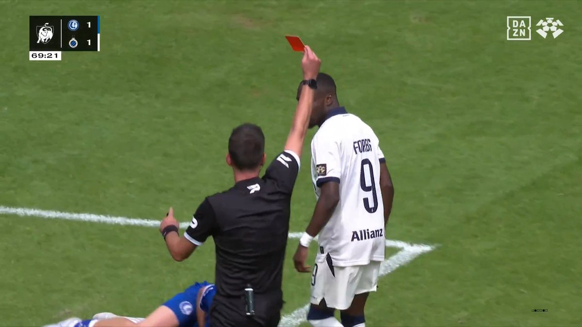 🟥 | Verdiende Carlos Forbs volgens jou rood? 💥🤔 #GNTCLU