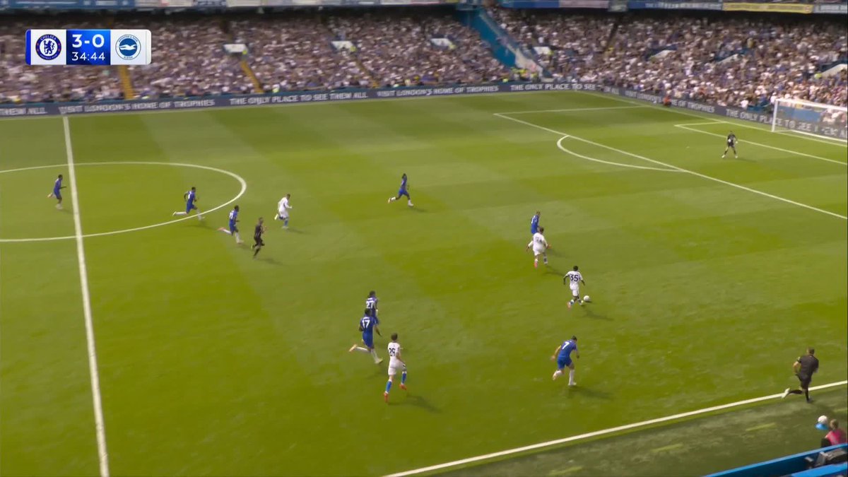 "Yalcouye with a sumptuous volley!" Malick Yalcouye puts Brighton on the scoreboard with a venomous volley 😳