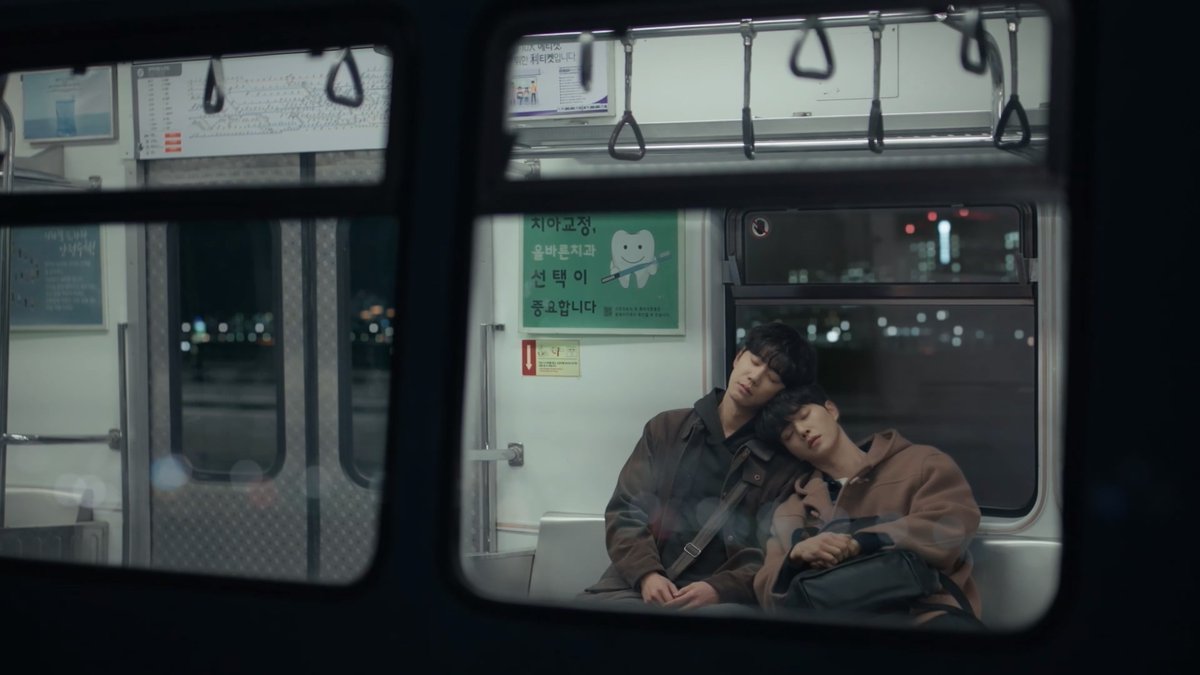 둘이 제발 안 싸우면 안 될까.. 그냥 이대로 행복하면 안 될까.. #포핸즈 #송강 #이준영