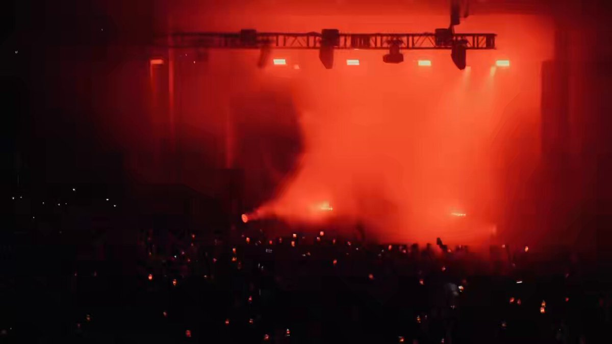 'scrape' made the crowd go crazy in Philadelphia at the xperimenting tour! 🤯