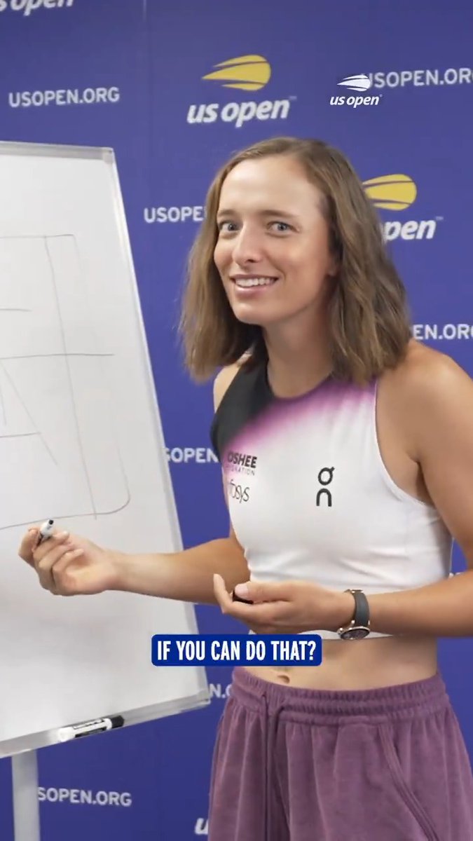 “If the ball comes fast to you, you play cross… if you can do that” 🫳🎤 More players attempt to teach tennis in one minute!