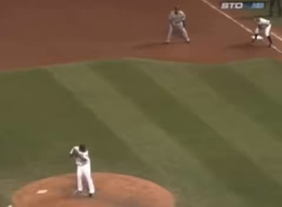 Happy 46th birthday Roberto Hernandez!! He never gets the credit he deserves for managing to pitch under the fake name of Fausto Carmona for well over a decade before anyone found out or for beating up Gary Sheffield.
