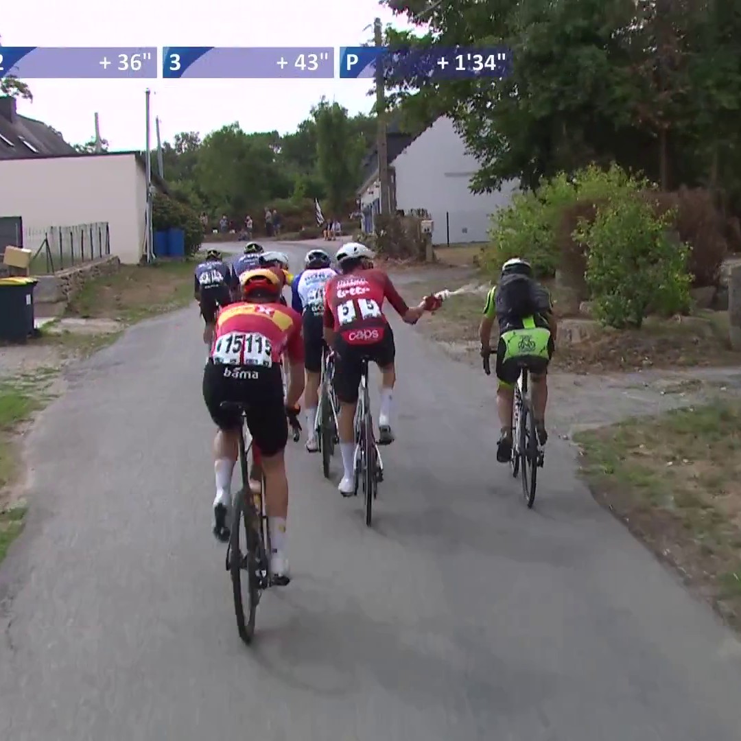 Pendant ce temps sur la #BretagneClassic 👀 #LesRP