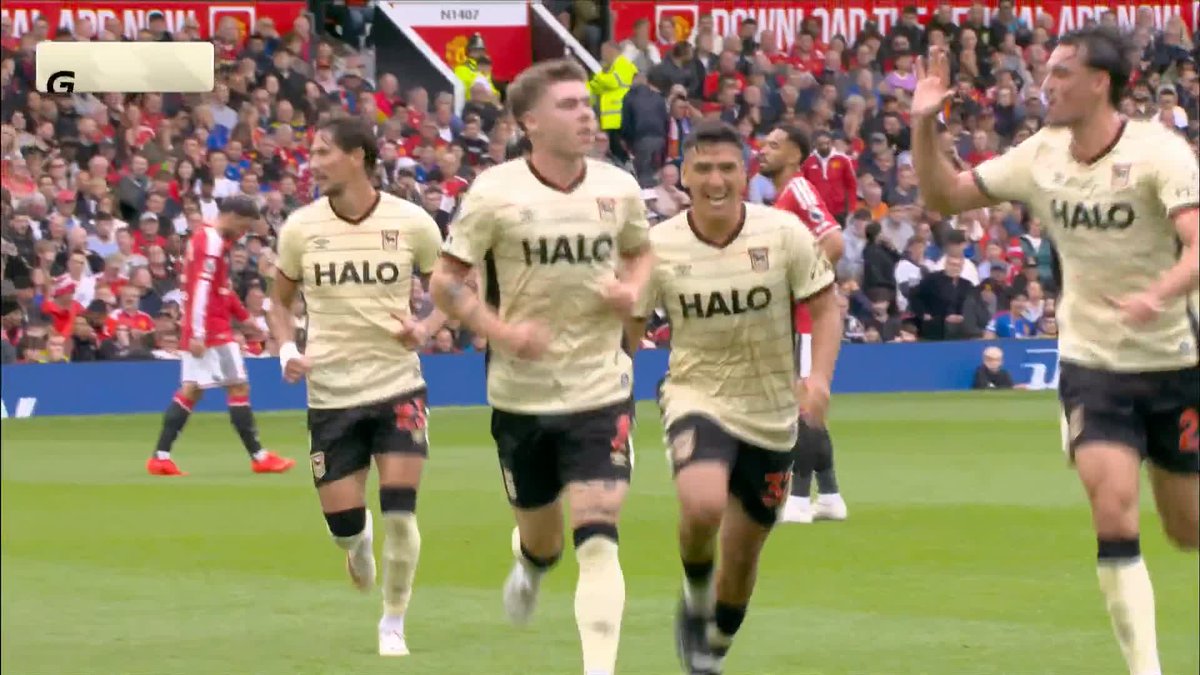 Ipswich STUN Old Trafford! Leif Davis does superbly to volley past Senne Lammens and give Gary O'Neil's side the lead 💥