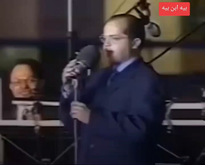 هندي ؛؛ انا من 3شهور قولت أكمل نص ديني واتجوز والحمدلله خطبت وقعدت انا وصحابي بنفكر هسكن فين وأعيش فين فانا قولتلهم هروح توشكي ابني وازرع فيها وأعيش هناك وصديق ليا قالي أنا هروح شرق التفريعة وقعدنا وأخترنا وأختلفنا كتير هنروح فين ولافين فانا جيت النهاردةأقول لسيادتك شباب زمان 👇