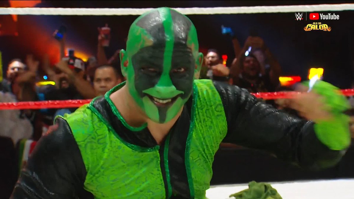 Axiom, Mr. Iguana, Noisy Boy, and Mascarita Sagrada pick up the WIN! 😎