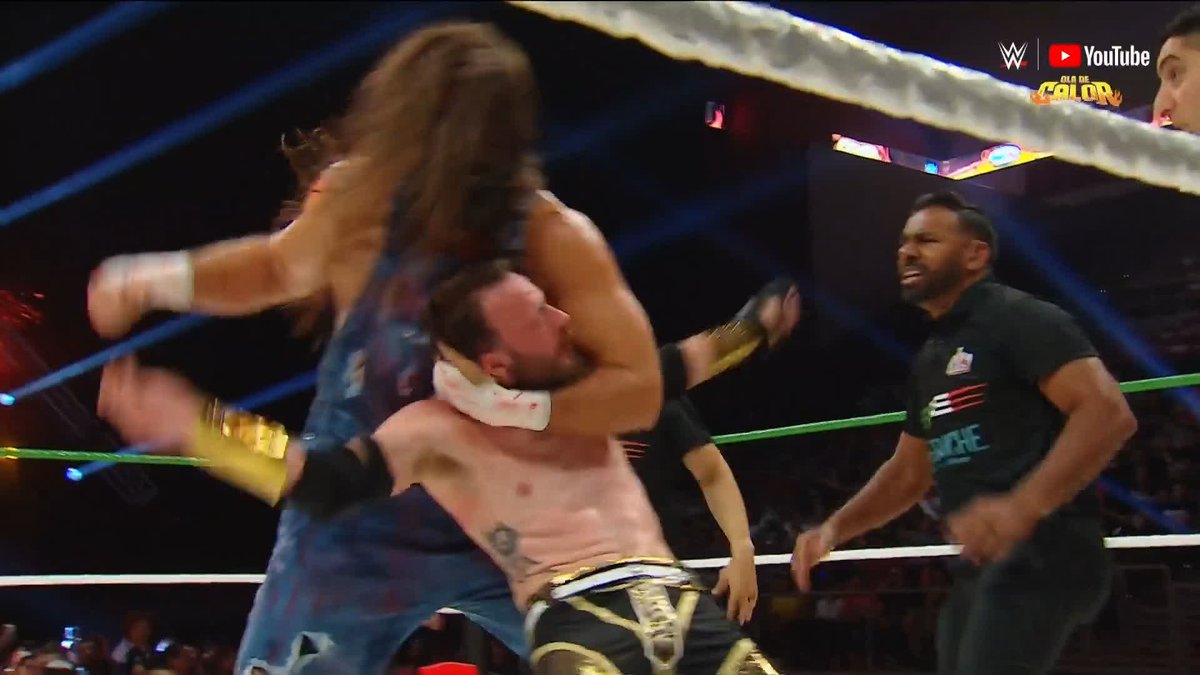 El Carnicero has completely LOST his mind! 😨