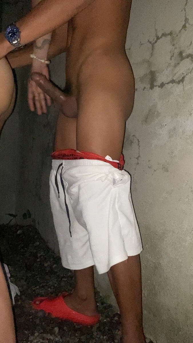 HINDI KO KINAYA ANG LAKI AT HABA NG BURAT NI BAGETS, FIRST TIME KO NASAKTAN. PERO HABANG TUMATAGAL ANG PAGKANTUT NI DAKS BAGETS SA AKIN, NASARAPAN NA DIN AKO. BUONG VIDEO NAMIN DITO: Sarap talaga basta DAKS ang kumakantot sayo kasi ramdam mo ang pagkalalaki ng mga nota sa kaloob-looban mo. Hard fucker si bagets kaya medyo nasasaktan ako pero nairao rin at daming tamod na nilabas si DAKS BAGETS. #straight #daks #bagets #kantutan #analsex #burat #tamod