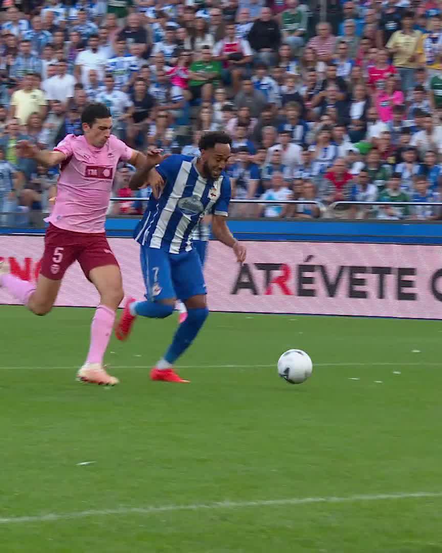 ¡Dimitrievski evita el doblete de Aubameyang! ⛔️ DéporValencia | LALIGAHighlights | VUELVELALIGA
