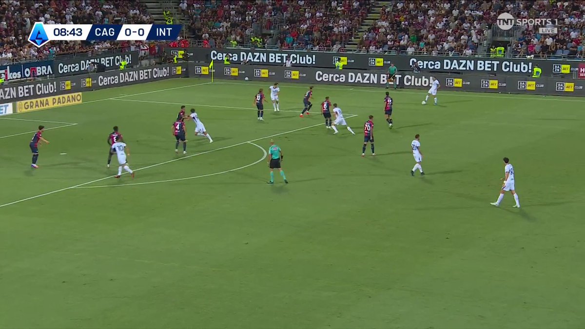 Hakan Çalhanoğlu finds the bottom corner to give Inter the lead against Cagliari 🎯 📺 Watch now on TNT Sports & HBO Max